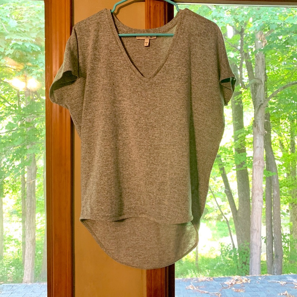 Sweater-like T-shirt
